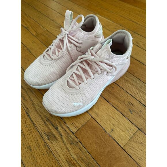 Puma Shoes - Womens Size 8.5 Pink Puma Tennis Shoes Sneakers